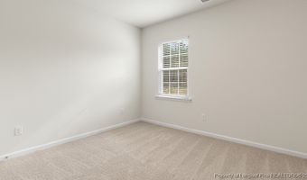 1085 Misty Creek Dr, Aberdeen, NC 28315