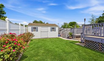 416 Ocean Ave, Beachwood, NJ 08722