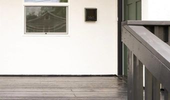 8210 Orchard Ave, La Mesa, CA 91942