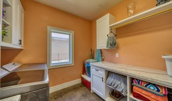 2112 Westridge Rd, Carlsbad, NM 88220