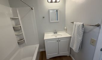 7 Homestead Ln 7, Brookfield, CT 06804