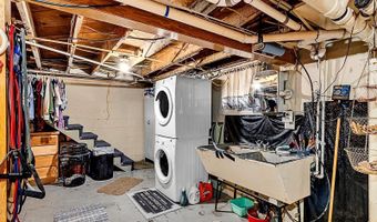 104 E 5TH Ave, Cheyenne, WY 82001