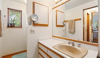 1206 Frisch Rd, Madison, WI 53711