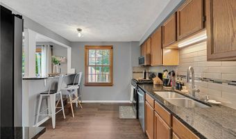 1028 Lexington Dr, Aliquippa, PA 15001
