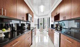 20281 E Country Club Dr 1114, Aventura, FL 33180