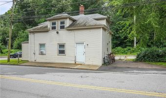 403 Commonwealth Ave, Warwick, RI 02886
