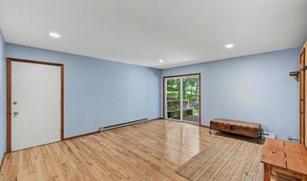 114 Claremont Dr, Albrightsville, PA 18210