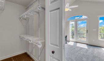 1780 Williamsburg Dr, Adrian, MI 49221