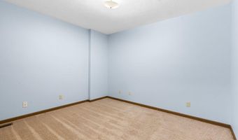 1006 Baretta Ct, Aurora, MO 65605