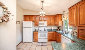 6142 Fairview Rd, Austintown, OH 44515
