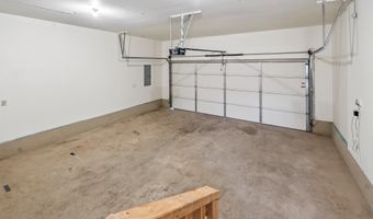 2990 NE Wells Acres Rd, Bend, OR 97701