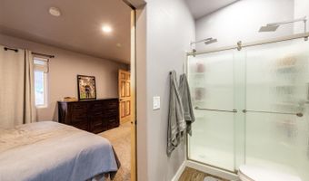 338 Western Ave, Buffalo, WY 82834