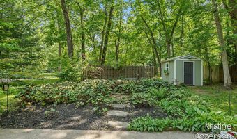 7358 SHEFFIELD Dr SE, Ada, MI 49301
