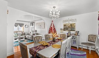 102 Williams Ave, East Providence, RI 02914