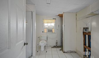 901 D'Olive St, Bay Minette, AL 36507