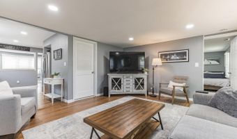 215 W GLOUCESTER Pike, Barrington, NJ 08007