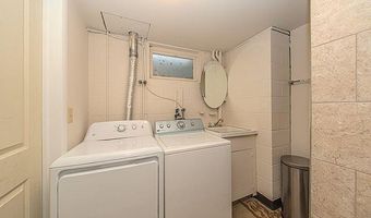 1516 Arborview Blvd, Ann Arbor, MI 48103