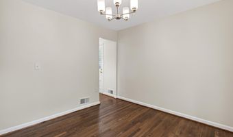 5133 RED FOX Dr, Annandale, VA 22003