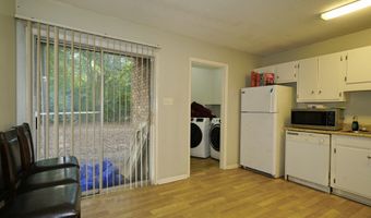 607 Eugemar Dr, Albany, GA 31707