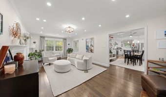 6709 PEMBERTON St, Bethesda, MD 20817