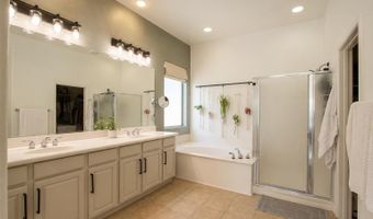 2422 W CLEARVIEW Trl, Anthem, AZ 85086