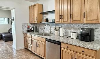1515 Bryan Cir, Carlsbad, NM 88220