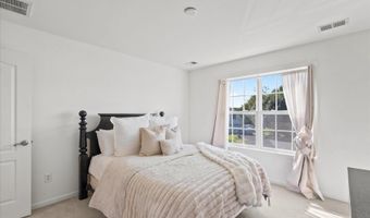 10202 WILLOWBROOK Dr, Berlin, MD 21811