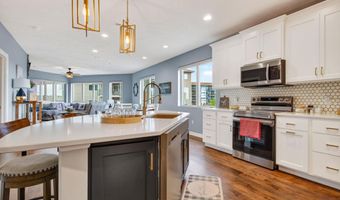 570 Linden Dr 316, Arnolds Park, IA 51331