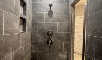 7202 SW Basswood Ave, Bentonville, AR 72713