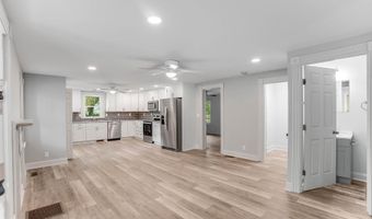 110 E 6TH St, Laurel, DE 19956