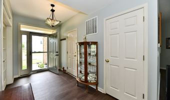 938 Weeping Way Ln, Avon, IN 46123