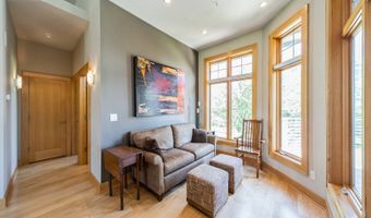 7980 NE 27th Ave, Altoona, IA 50009