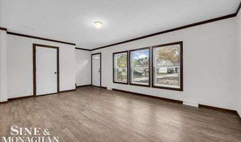 2060 Washington St, Algonac, MI 48001