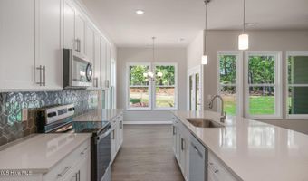 415 Thistle Meadow Ln, Aberdeen, NC 28315