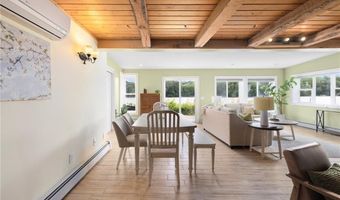 25 Willow Dr, Hopkinton, RI 02832