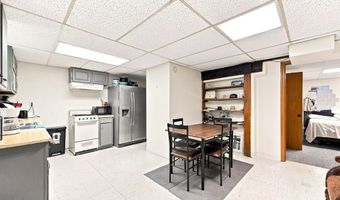 270 N Brookfield Rd, Barre, MA 01005