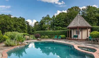 370 Northrop St, Bridgewater, CT 06752