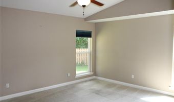 3214 E Leverett Ct, Alton, IL 62002