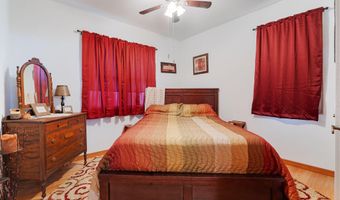 24352 State Hwy Ee, Aurora, MO 65605