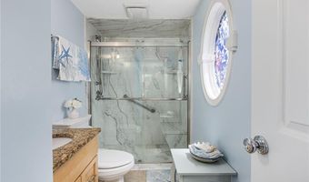 20 Narragansett Ave 602, Narragansett, RI 02882