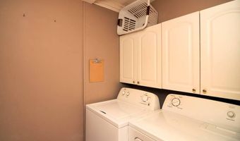 162 N Monroe St, Alderson, WV 24910