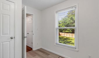 8531 General Grant Ln, Affton, MO 63123