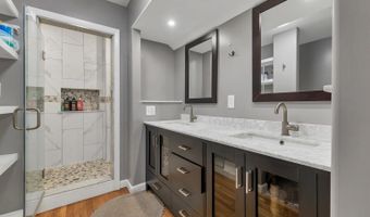 16 Old Manchester Rd, Amherst, NH 03031
