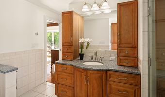 453 Union Rd, Appleton, ME 04862