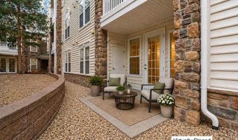 24701 BYRNE MEADOW Sq 108, Aldie, VA 20105