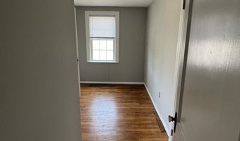 861 Farmington Ave 2nd Floor, Berlin, CT 06037
