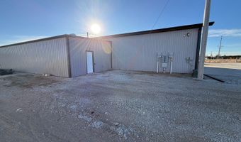 316 1st St, Aurora, NE 68818