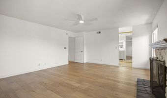 2325 Parkway Dr, Camarillo, CA 93010