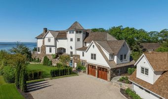 25 Tokeneke Trl, Darien, CT 06820