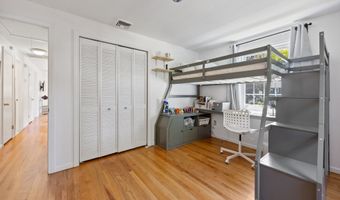 258 Argyle Rd, Cheshire, CT 06410